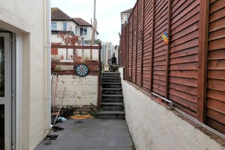 19 York Road, Paignton, Devon TQ4 5NN