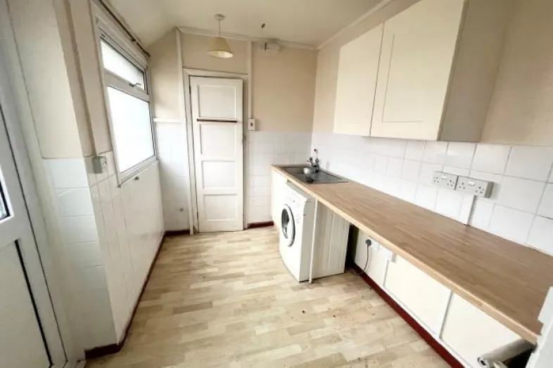 31 Craigmore Avenue, Plymouth PL2 1HX