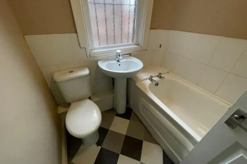 89 Woolton Road, Garston, Liverpool L19 6PL