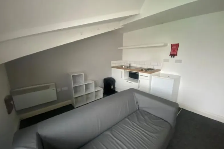 Apt 101, St Cyprians Student Hall, 90 Durning Road, Liverpool L7 5NH