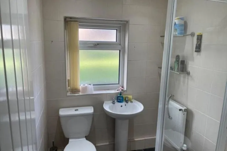Flat 2, 53 Derby Lane, Liverpool L13 6QE