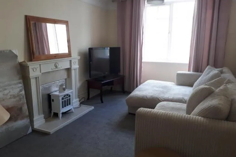 14a West End, Redruth, Cornwall TR15 2SA