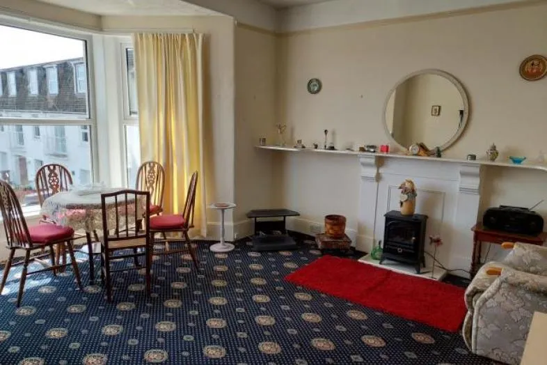 4 Mount Wise, Pikes Hill, Falmouth, Cornwall TR11 3JS