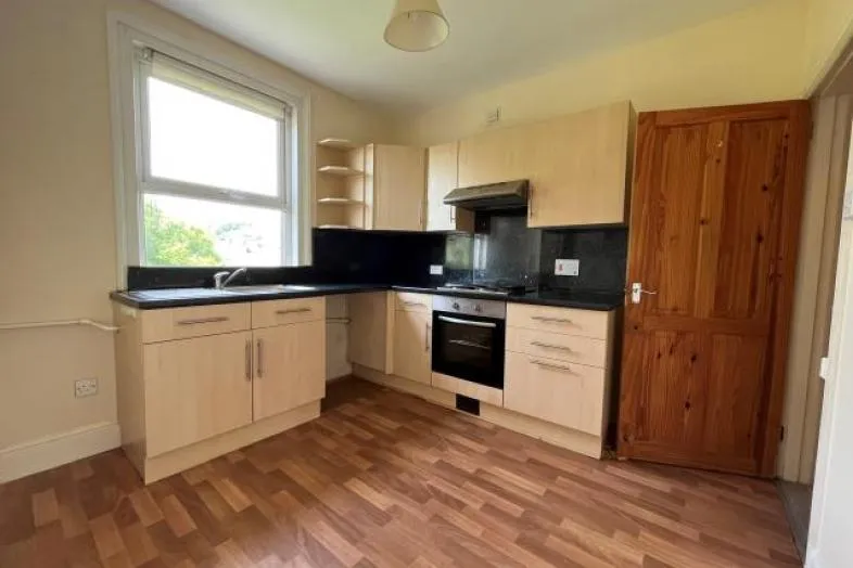 10a Whitstone Road, Paignton, Devon TQ4 6EY