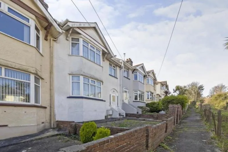 17 Marldon Road, Paignton, Devon TQ3 3QZ