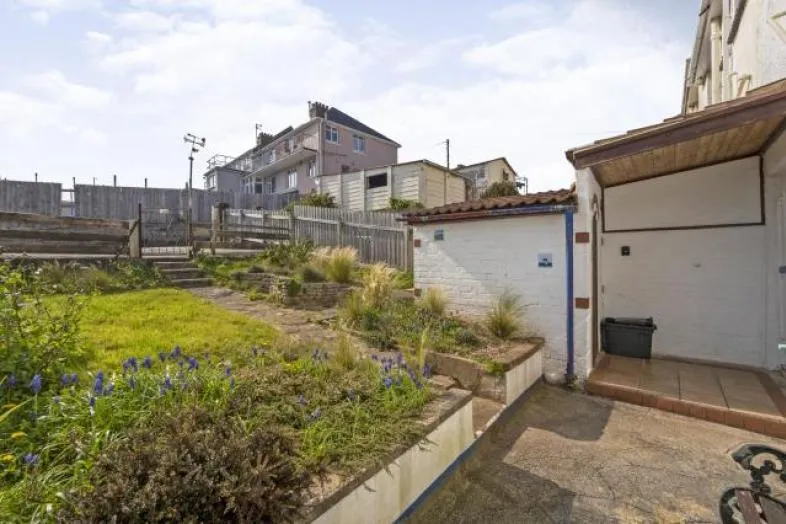 17 Marldon Road, Paignton, Devon TQ3 3QZ