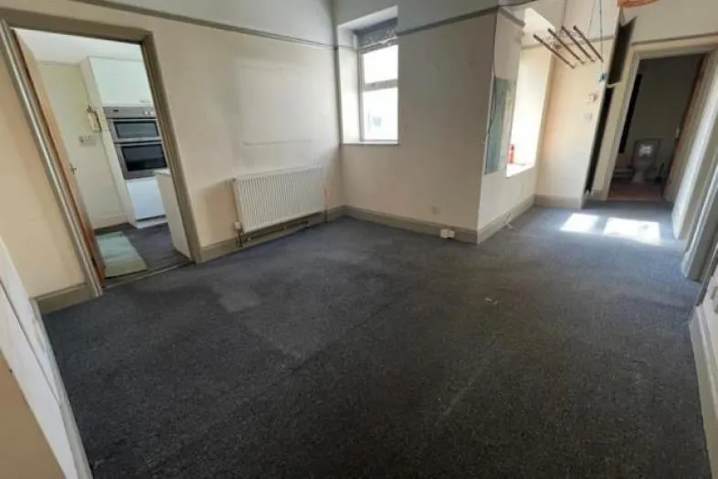First Floor Flat, 29 Sydney Street, Plymouth PL1 5AE