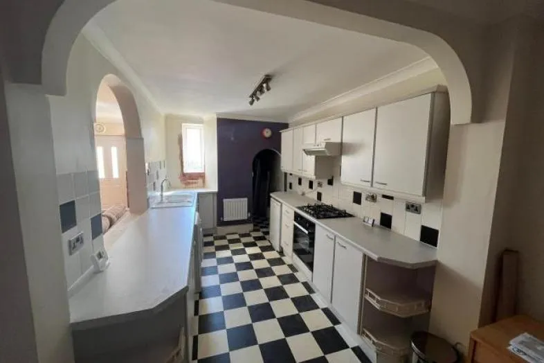 Flat 1, 23 Marine Parade, Dawlish, Devon EX7 9DL