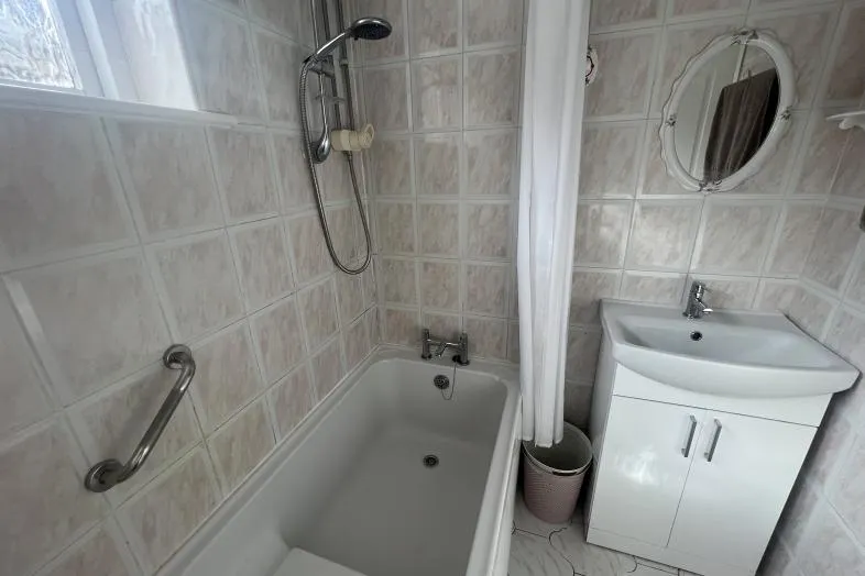 60 Harrogate Drive, Liverpool L5 4TE