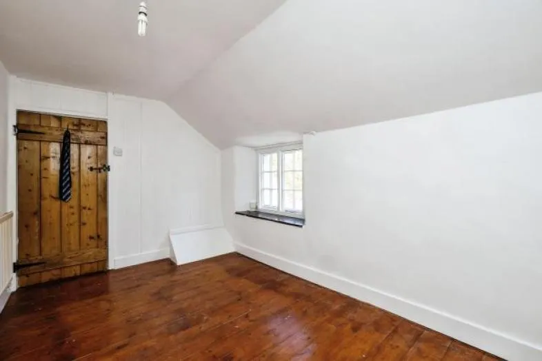12 Elliott Plain, Buckfastleigh, Devon TQ11 0BZ