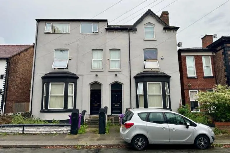 32 Balmoral Road, Fairfield, Liverpool L6 8NF