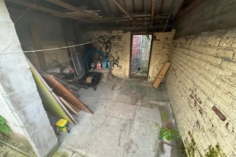 122 Knowsley Road, Bootle, Merseyside L20 4NR