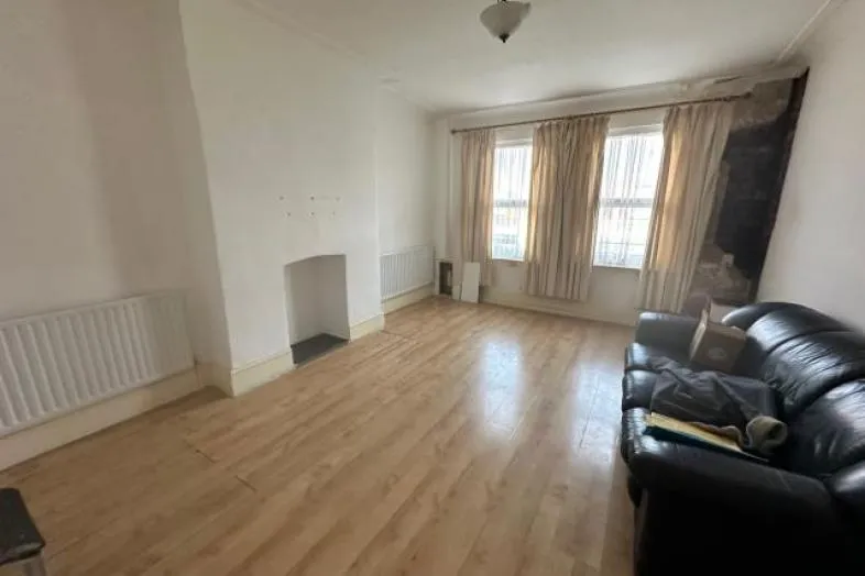 122 Knowsley Road, Bootle, Merseyside L20 4NR