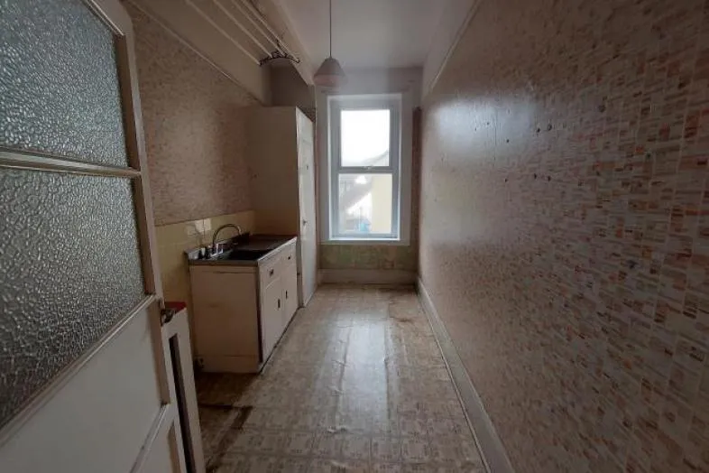 Flat 2, 7 Riviera Terrace, Dawlish, Devon EX7 0AE