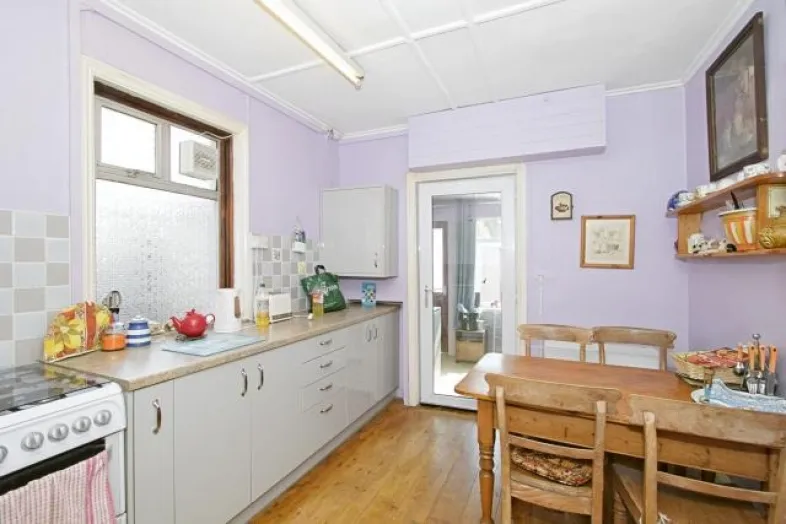 23 Tresawls Road, Truro, Cornwall TR1 3LD