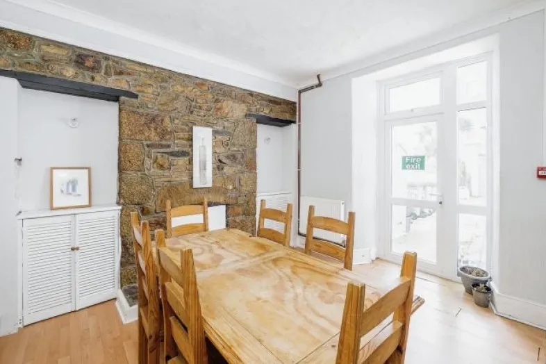 7 Lescudjack Road, Penzance, Cornwall TR18 3AD