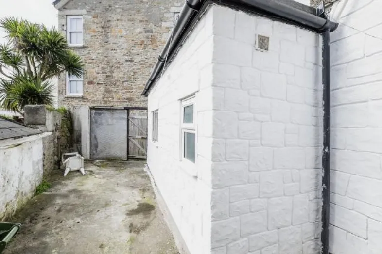 7 Lescudjack Road, Penzance, Cornwall TR18 3AD