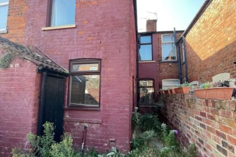 85 Clare Road, Bootle, Merseyside L20 9LZ