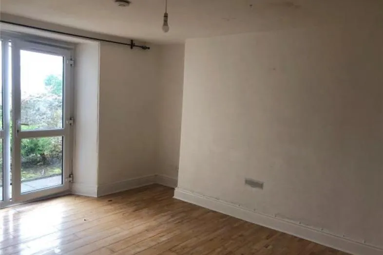 Flat 1, 30 Connaught Avenue, Plymouth PL4 7BY