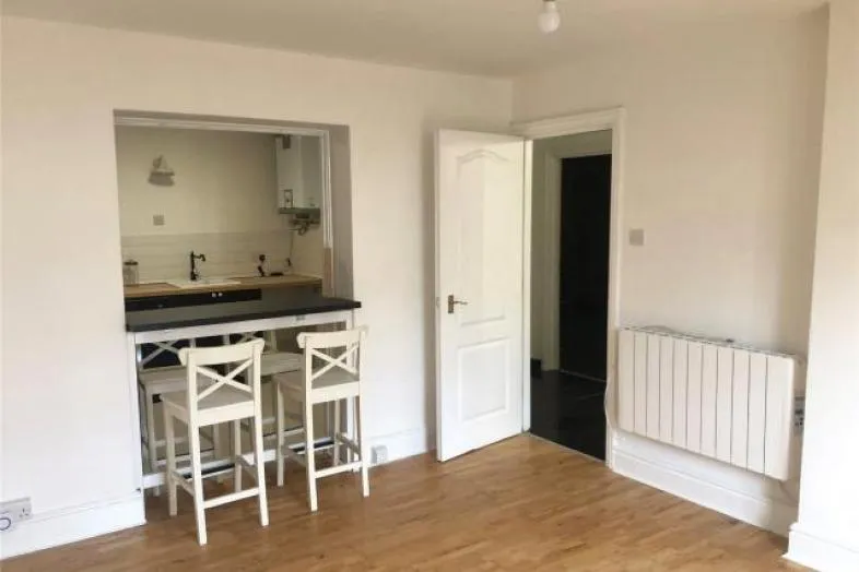 Flat 1, 30 Connaught Avenue, Plymouth PL4 7BY
