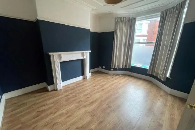 23 Grovedale Road, Allerton, Liverpool L18 1DH