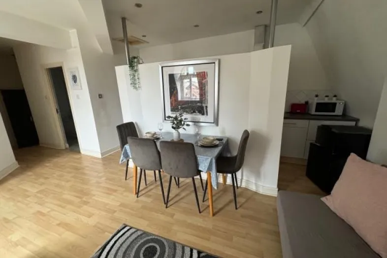 Apt 42, 15 Victoria Street, Liverpool L2 5QS