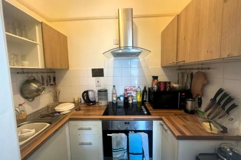 Flat 4, 49 Haddington Road, Plymouth PL2 1RR