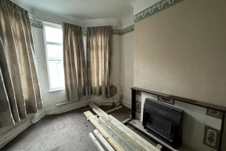 3 Shaw Street, Birkenhead, Merseyside CH41 2XE