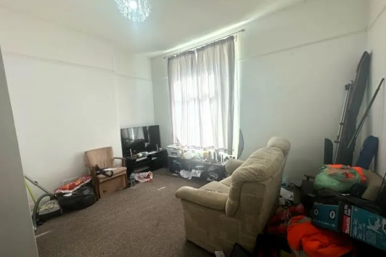 Flat 5, 49 Haddington Road, Plymouth PL2 1RR