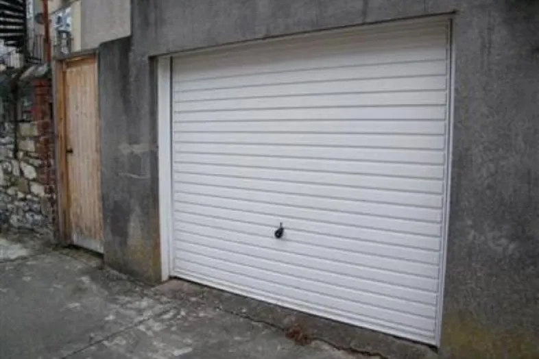 26a Fellowes Place, Plymouth PL1 5NB
