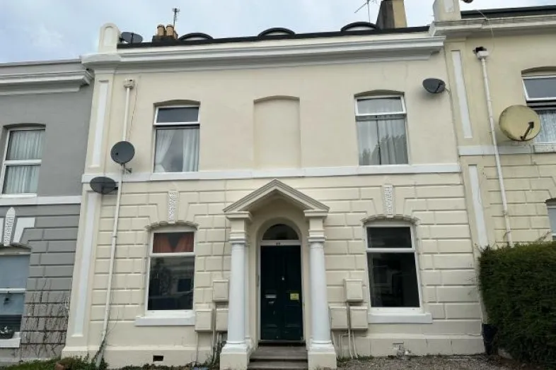 Flat 3, 49 Haddington Road, Plymouth PL2 1RR