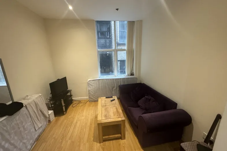 Flat 4, Lisbon Buildings, 35 Victoria Street, Liverpool L1 6BG