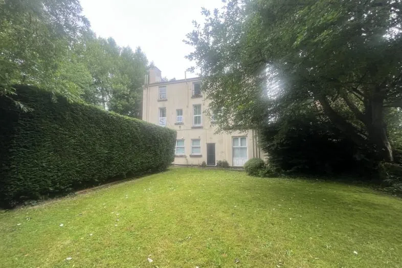 Flat 2 Hollinside, Victoria Road, Huyton, Liverpool L36 5SA