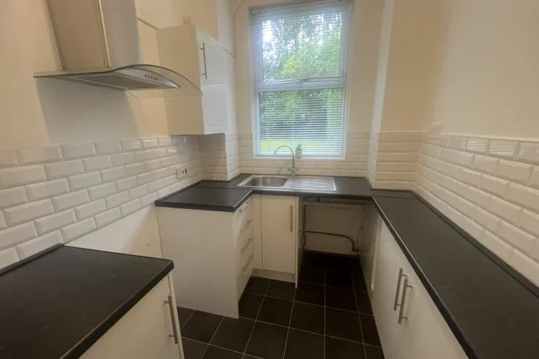 Flat 2 Hollinside, Victoria Road, Huyton, Liverpool L36 5SA