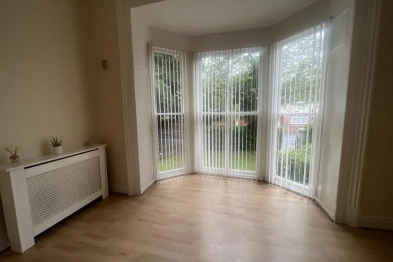 Flat 2 Hollinside, Victoria Road, Huyton, Liverpool L36 5SA