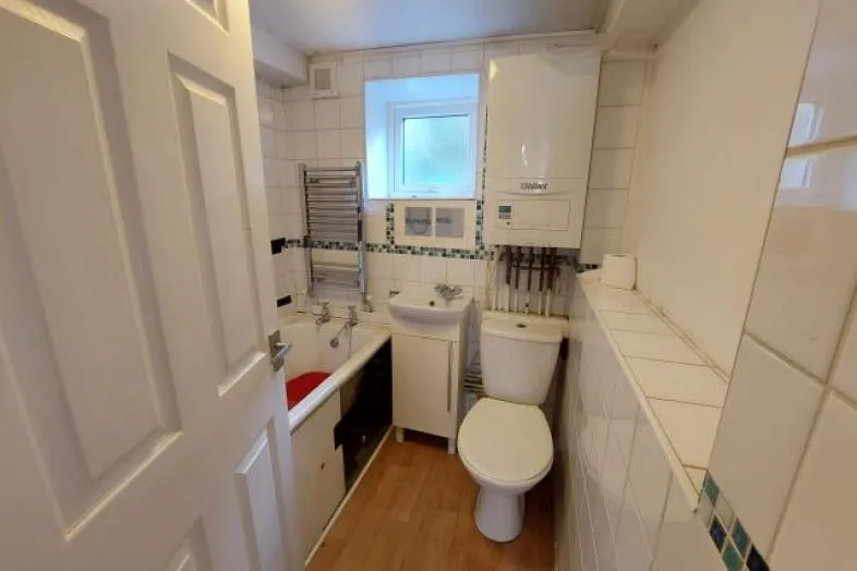 1a, Grosvenor Place, Exeter EX1 2HJ