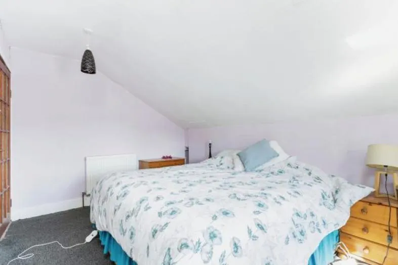 9 & 9a Primley Park, Paignton, Devon TQ3 3JP