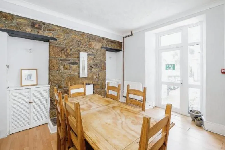 7 Lescudjack Road, Penzance, Cornwall TR18 3AD