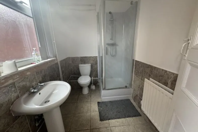 167, 169 & 169a Picton Road / 2 Eastdale Road L15 4HW