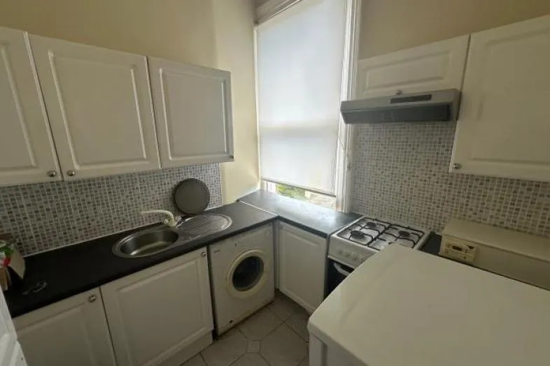 Flat 5, 4 Alexandra Drive, Liverpool L17 8TD