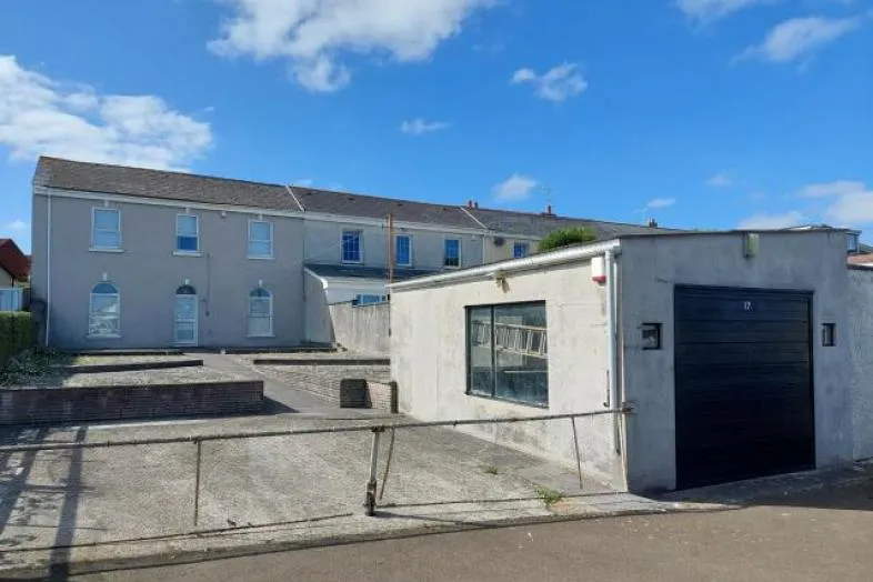 17 Marine Drive, Torpoint, Cornwall PL11 2EH