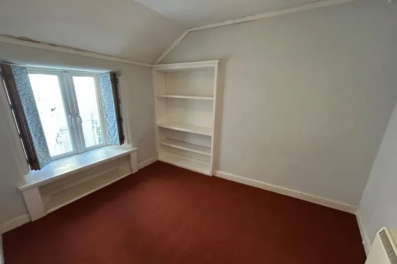 Clifton House, Trevenner Square, Marazion, Cornwall TR17 0BJ