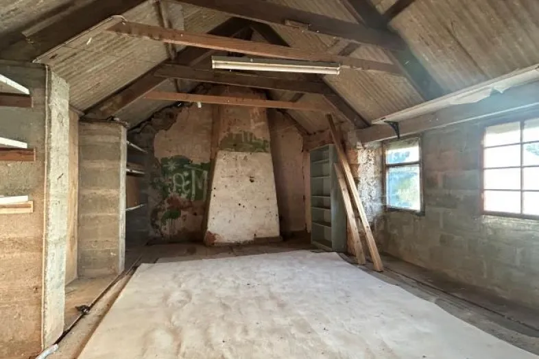 Clifton House, Trevenner Square, Marazion, Cornwall TR17 0BJ