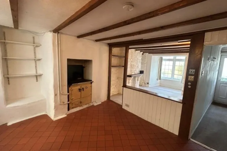 Clifton House, Trevenner Square, Marazion, Cornwall TR17 0BJ