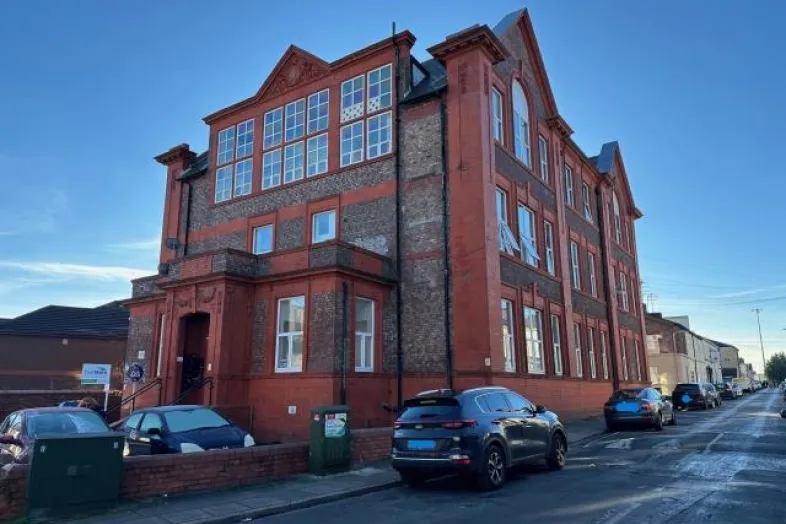 Apt 12 Embassy Building, Wellington Street, Garston, Liverpool L19 2LX