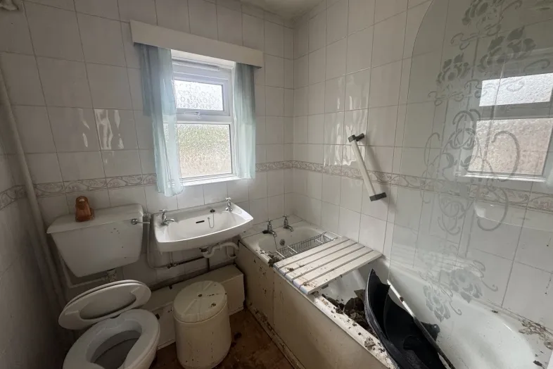 124a Muirhead Avenue, Liverpool L13 0AZ