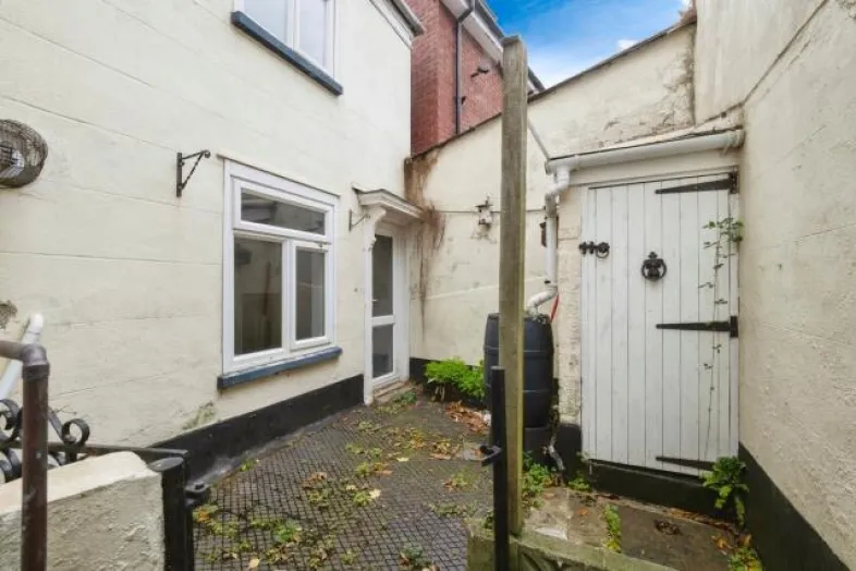 3 York Cottages, York Road, Exeter EX4 6QT