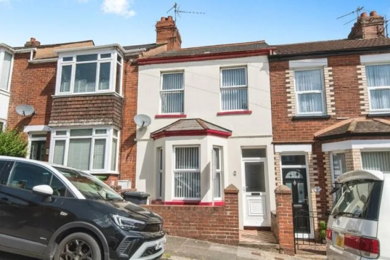 32 Holland Road, Exeter EX2 9BX