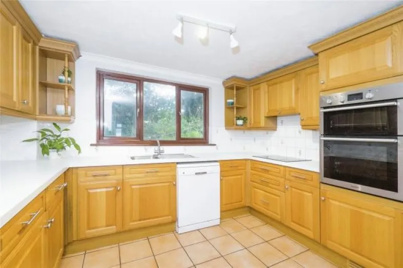 4 Avrack Close, Lower Drift, Buryas Bridge, Penzance, Cornwall TR19 6AH