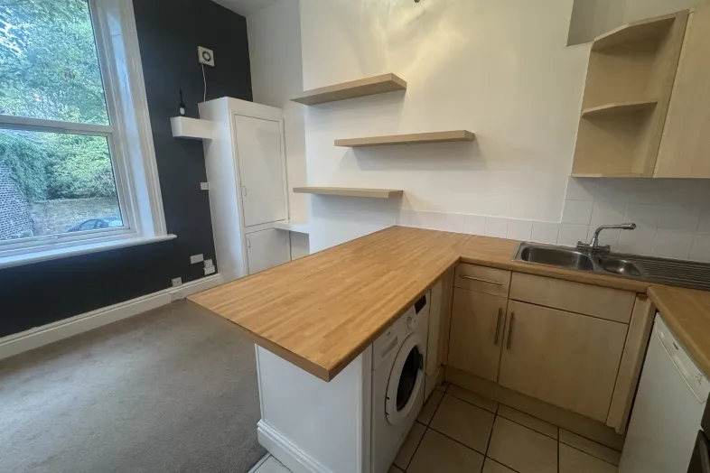 Flat 2, 10 Livingston Avenue, Liverpool L17 4JA